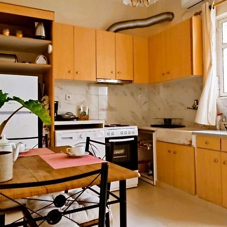 Next To Metro! Bright Apartment With Fully Equipped Kitchen Athen Exterior foto